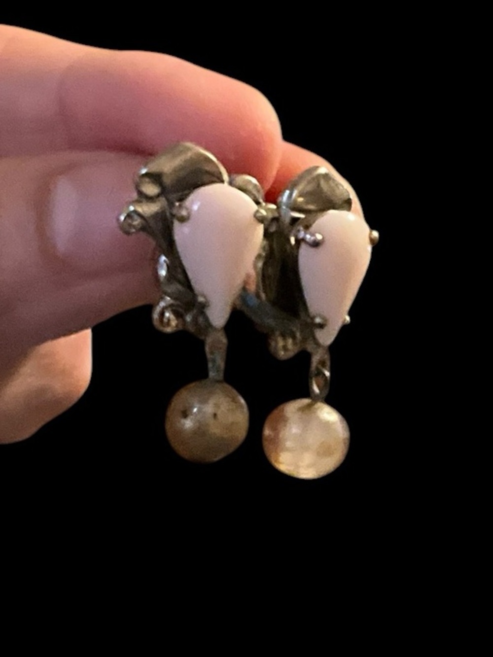 Vintage- estate sale gorgeous Cream Opal Teardrop Dangle Earrings